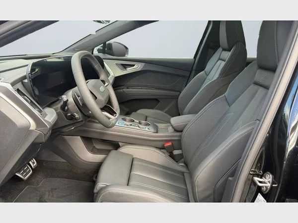 AUDI Q4 e-tron (2026) — foto 24 van 24