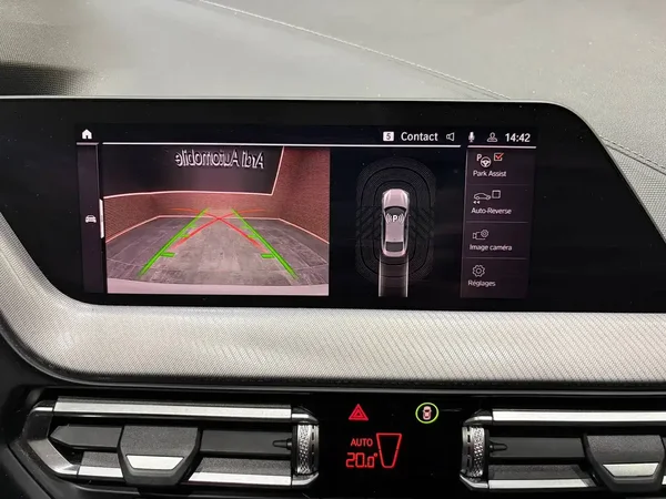 Bmw 218 (2021) — foto 3 van 26