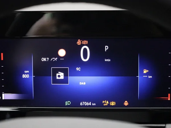 Opel Astra (2023) — foto 36 van 37