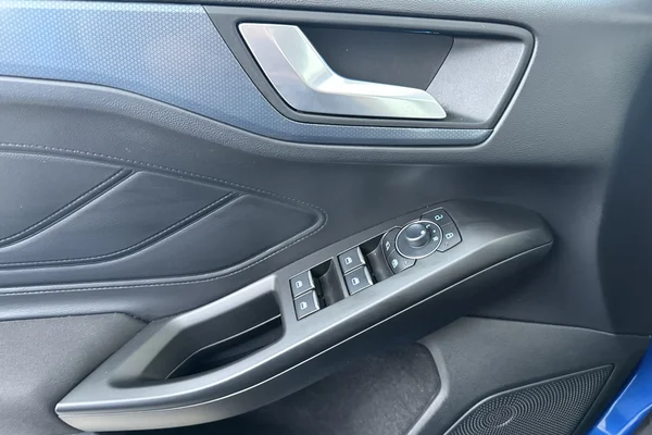 Ford Focus SW Active (2025) — foto 8 van 23