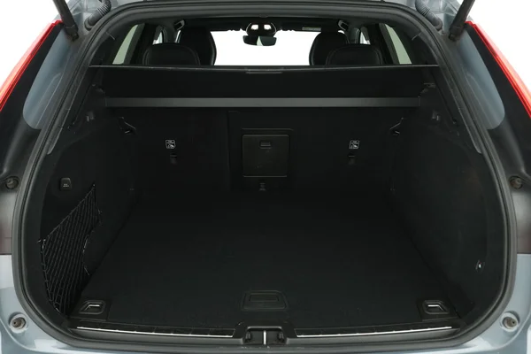 Volvo XC60 (2022) — foto 8 van 16