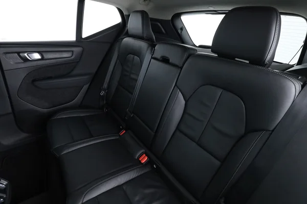 Volvo XC40 (2022) — foto 5 van 16