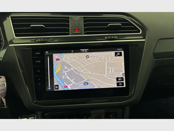 Volkswagen Tiguan (2021) — foto 5 van 15