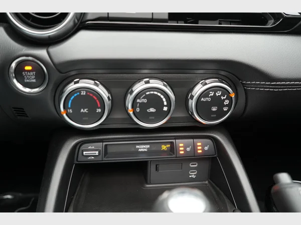 MAZDA MX-5 RF (2025) — foto 17 van 27