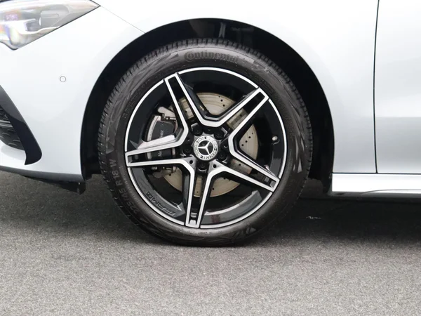 Mercedes-Benz CLA (2024) — foto 30 van 32