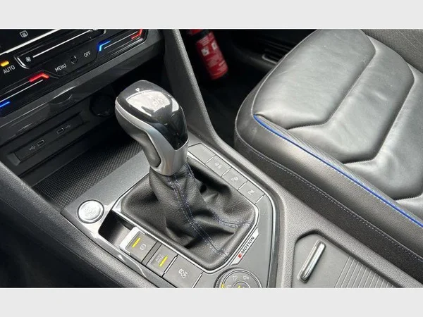 Volkswagen TIGUAN (2022) — foto 13 van 37