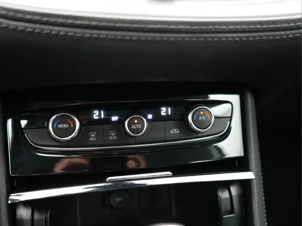 OPEL Grandland X (2020) — foto 18 van 25