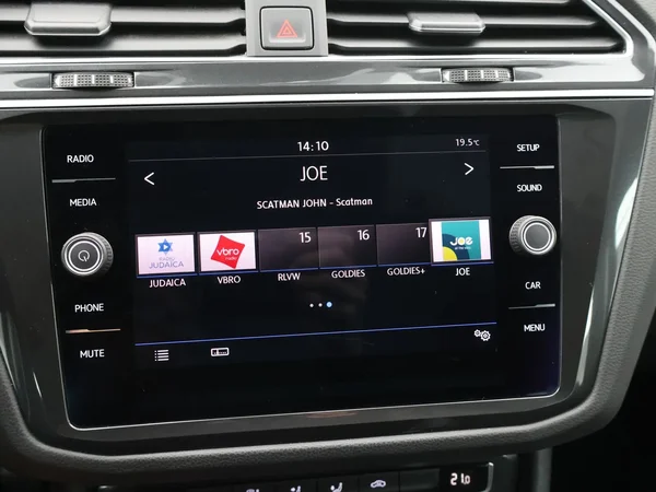 Volkswagen Tiguan (2019) — foto 11 van 25