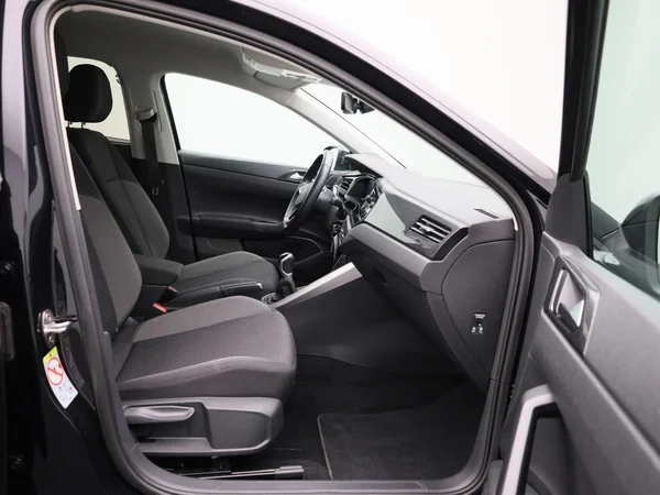 Volkswagen Taigo (2022) — foto 27 van 38