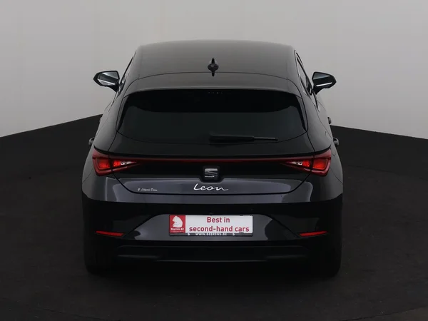 SEAT Leon (2022) — foto 25 van 28