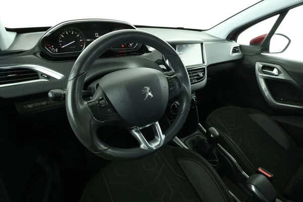 Peugeot 2008 (2008) — foto 2 van 16