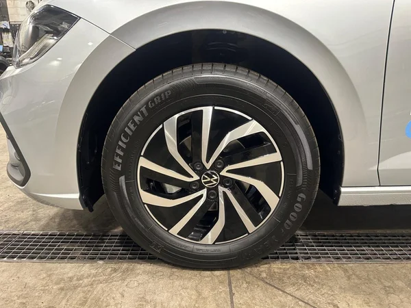 VOLKSWAGEN Polo (2026) — foto 14 van 22
