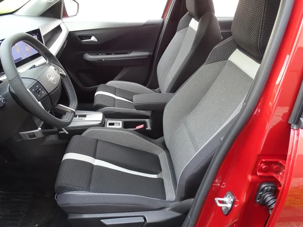 Opel Frontera (2025) — foto 5 van 28