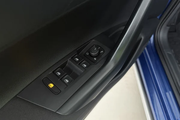 Volkswagen Taigo (2024) — foto 8 van 16