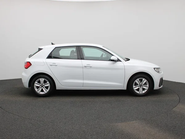 Audi A1 Sportback (2023) — foto 35 van 38