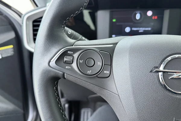 Opel Mokka (2024) — foto 6 van 16