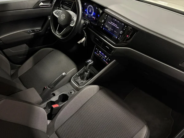 VOLKSWAGEN Taigo (2023) — foto 13 van 15