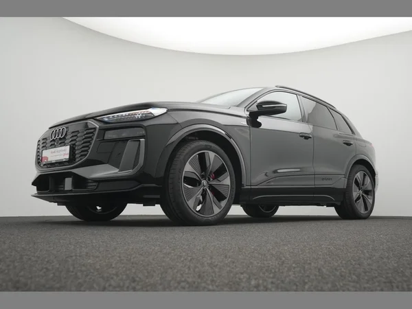 AUDI Q6 e-tron (2025) — foto 23 van 46
