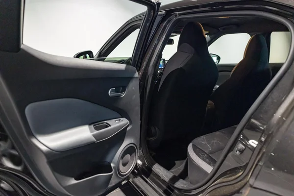 Nissan Juke (2021) — foto 2 van 25