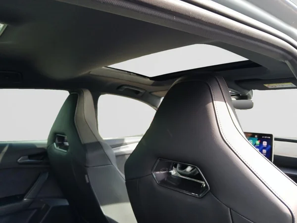CUPRA Leon e-Hybrid (PHEV) (2025) — foto 16 van 19