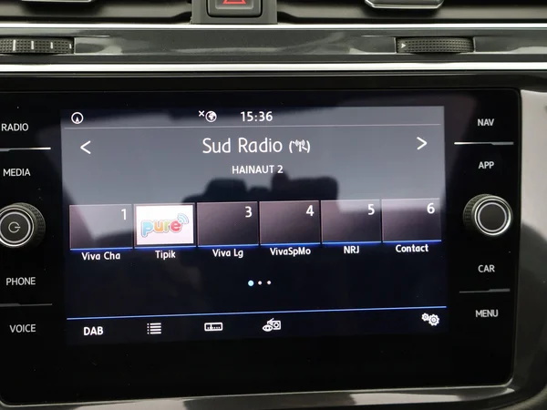 VOLKSWAGEN Tiguan Allspace (2020) — foto 7 van 30