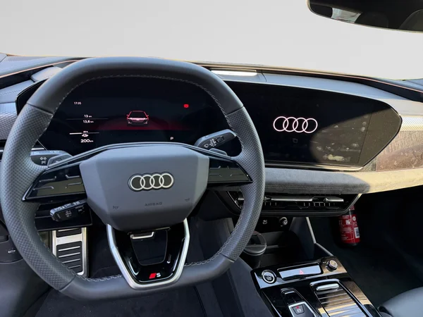 AUDI A6 Sportback e-tron (2026) — foto 3 van 22