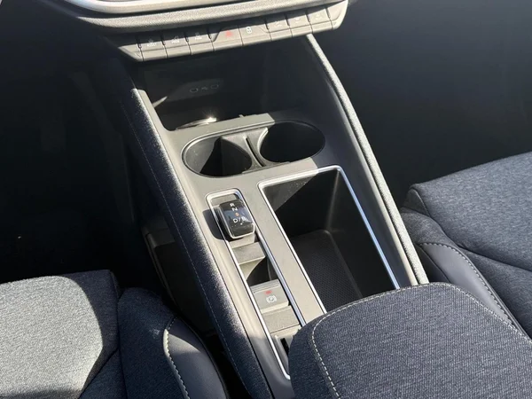 SKODA Elroq (2026) — foto 9 van 20