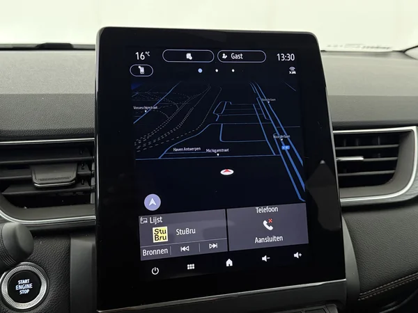 RENAULT Captur (2022) — foto 10 van 28