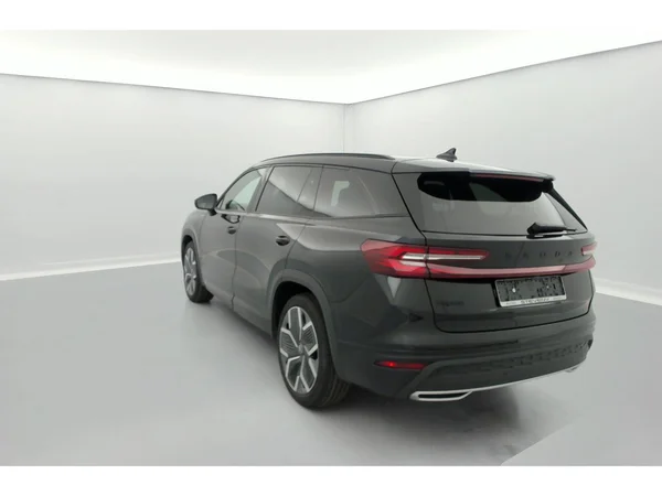 SKODA Kodiaq (2025) — foto 6 van 36