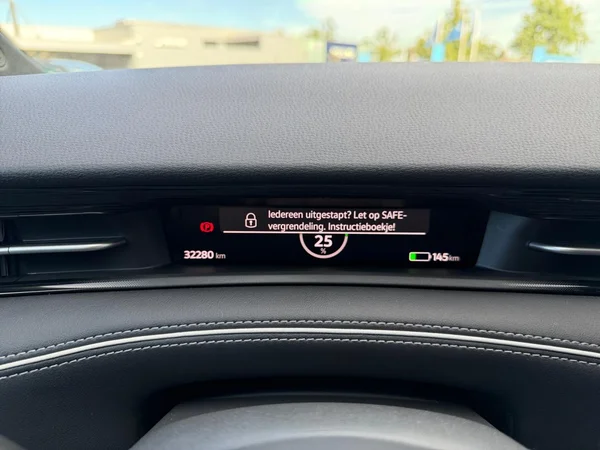 VOLKSWAGEN ID.7 Tourer (2024) — foto 6 van 24