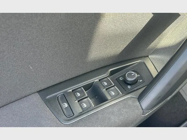 Volkswagen Tiguan (2022) — foto 19 van 29