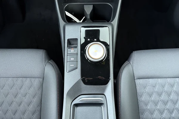 MG MG3 Hybrid+ (HEV) (2026) — foto 4 van 16