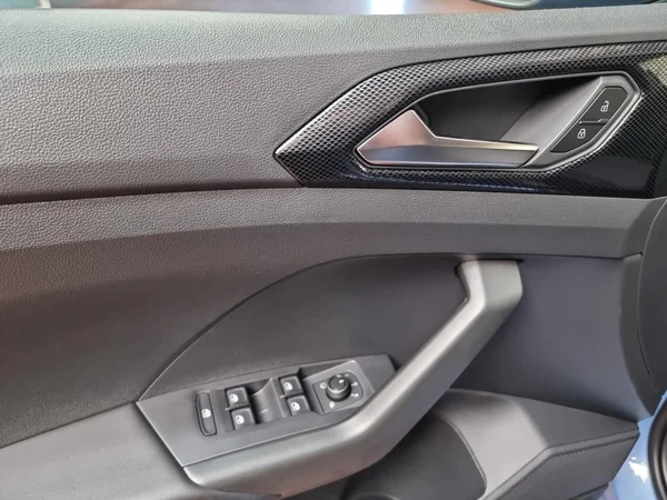 VOLKSWAGEN T-Cross (2026) — foto 8 van 23