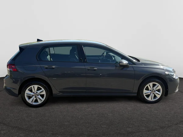 VOLKSWAGEN Golf VIII (2024) — foto 12 van 24