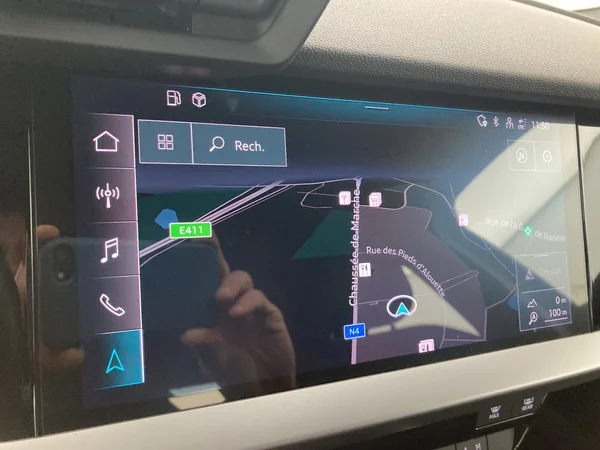 AUDI A3 Sedan (2021) — foto 4 van 27