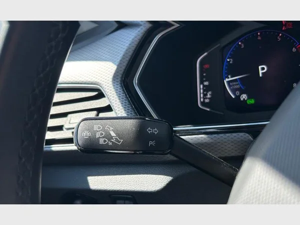 Volkswagen T-Cross (2022) — foto 17 van 29