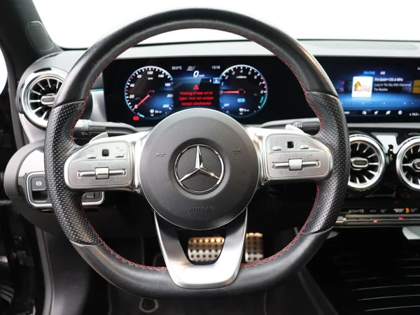 Mercedes-Benz A-Klasse (2022) — foto 7 van 26
