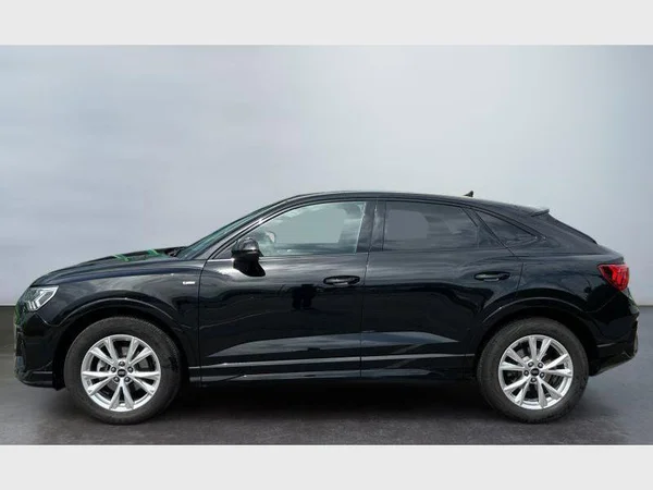 Audi Q3 Sportback (2025) — foto 27 van 29