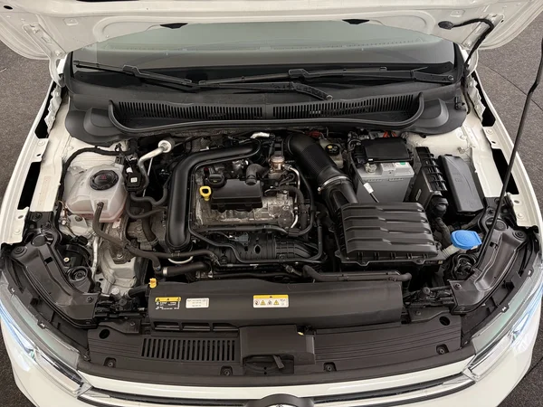 VOLKSWAGEN Polo (2021) — foto 6 van 27