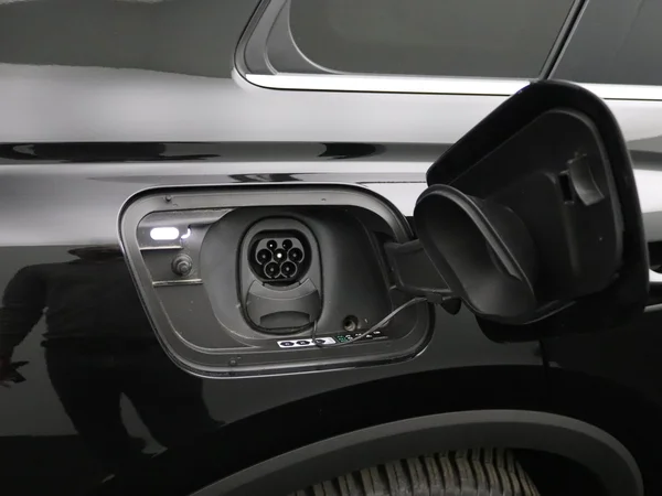 AUDI Q4 e-tron (2025) — foto 15 van 20