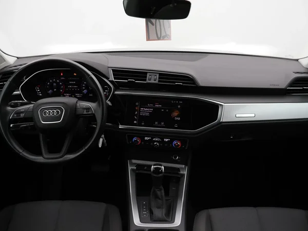 Audi Q3 (2022) — foto 25 van 25
