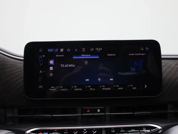 Fiat 500C (2023) — foto 13 van 48
