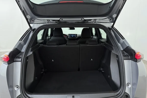 Peugeot 2008 (2025) — foto 13 van 17