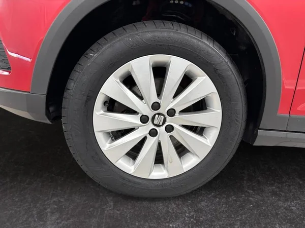 SEAT Arona (2018) — foto 28 van 28