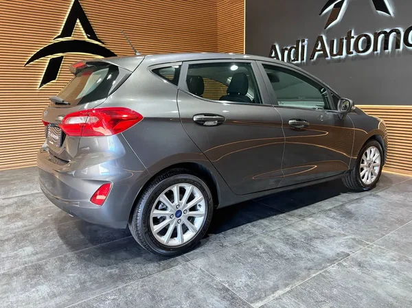 Ford Fiesta (2019) — foto 13 van 23