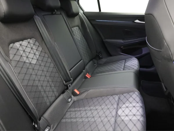 VOLKSWAGEN Golf VIII (2025) — foto 22 van 22