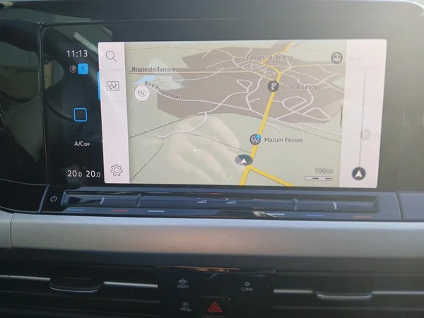 VOLKSWAGEN Golf VIII (2021) — foto 2 van 19