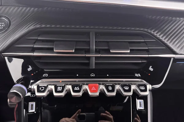 Peugeot 208 (2025) — foto 6 van 29