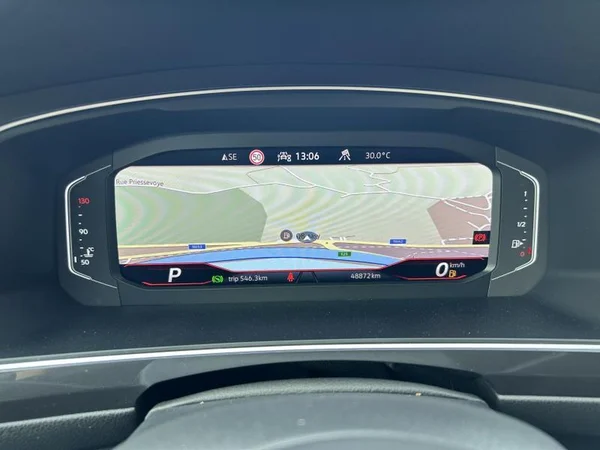 VOLKSWAGEN Tiguan Allspace (2023) — foto 13 van 42