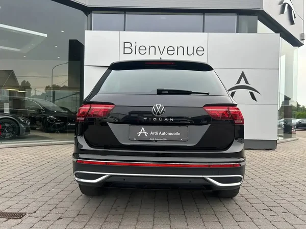 Volkswagen Tiguan (2021) — foto 22 van 26